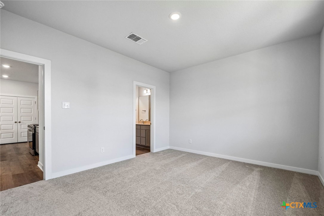 217 Firefox Way Property Photo 19