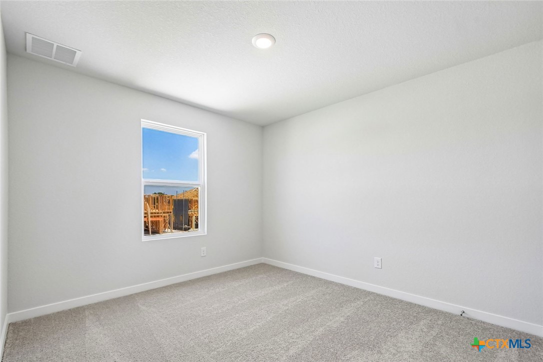 217 Firefox Way Property Photo 26