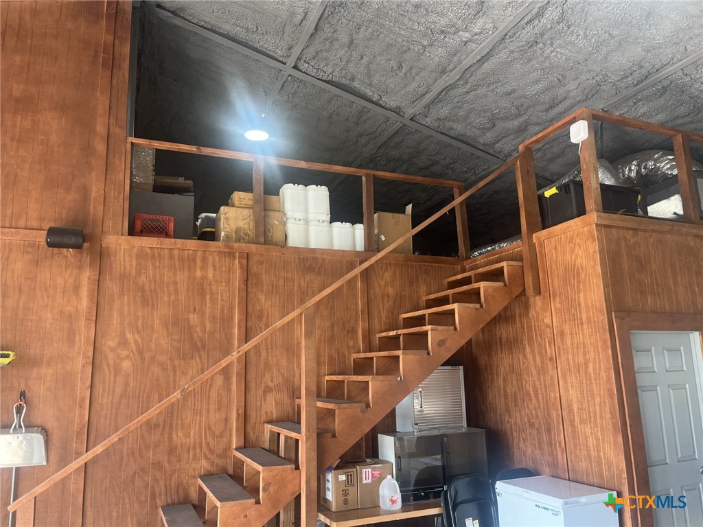 10221 Startz Road Property Photo 18