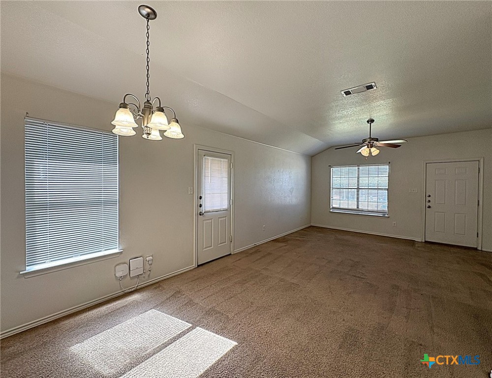 2706 Ashley Drive Property Photo 5