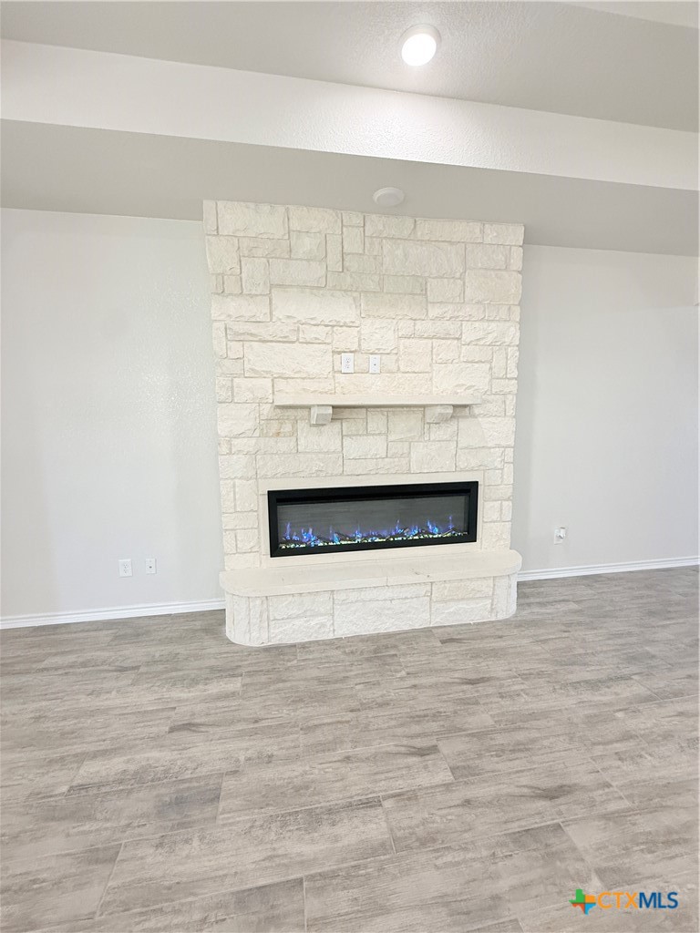 8907 Ridge Crest Drive Property Photo 5