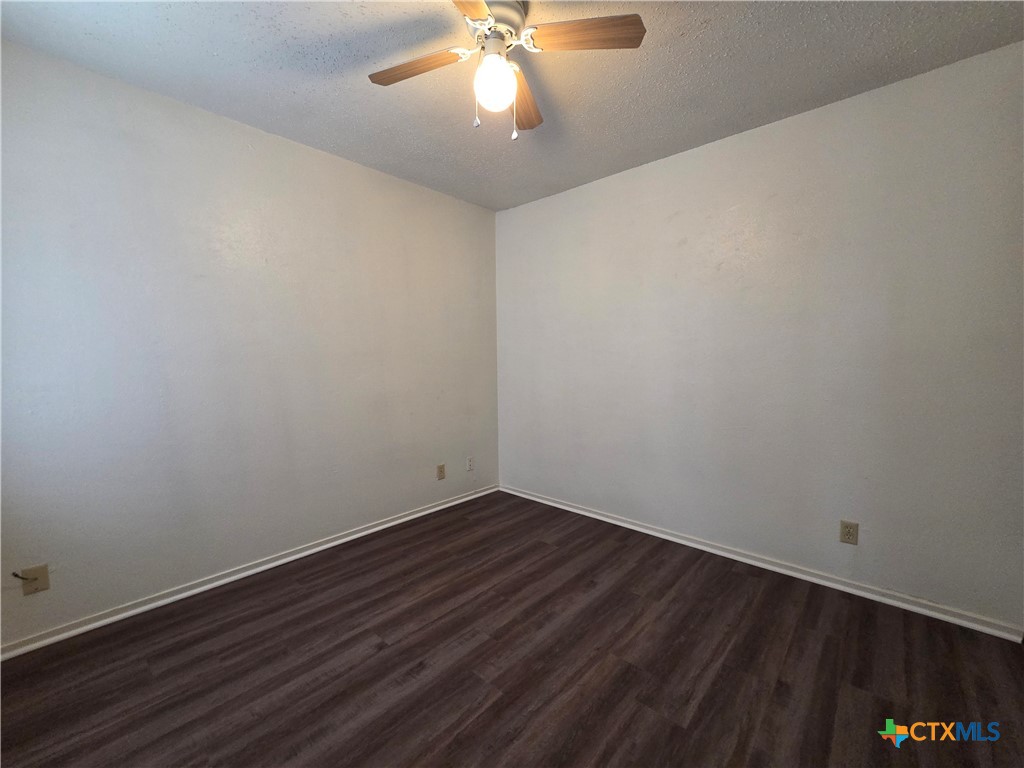 5214 & 5218 Davy Crockett Street Property Photo 10