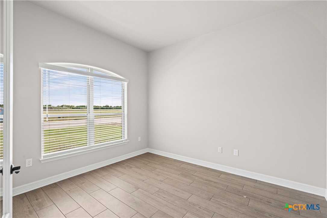 6724 Mamaw Lane Property Photo 6