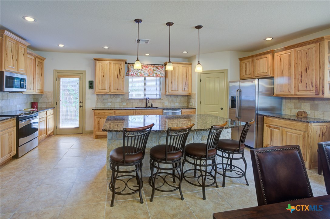 1212 Gruene Valley Circle Property Photo 4