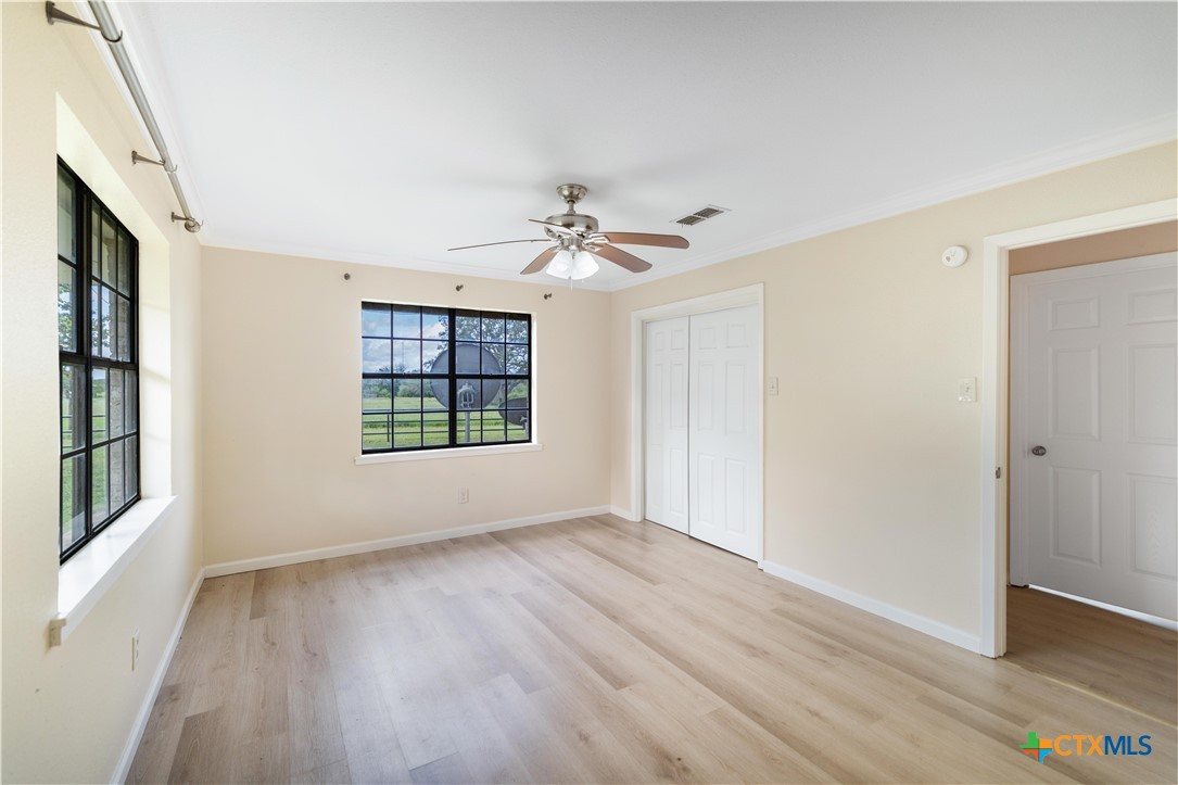 1033 Fm 1351 Property Photo 17