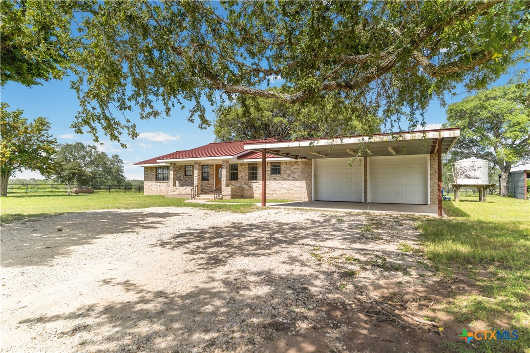 1033 Fm 1351 Property Photo 21