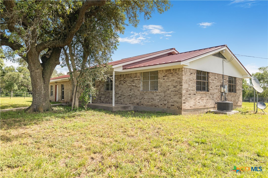 1033 Fm 1351 Property Photo 22