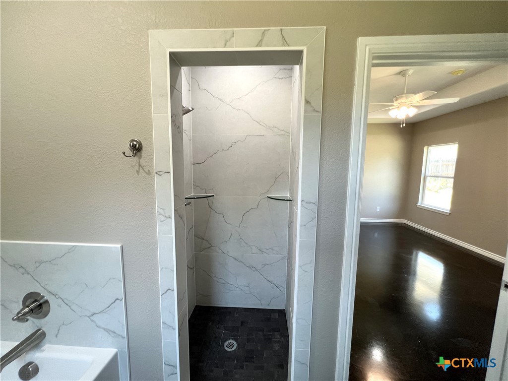 1218 Stone Valley Drive Property Photo 12