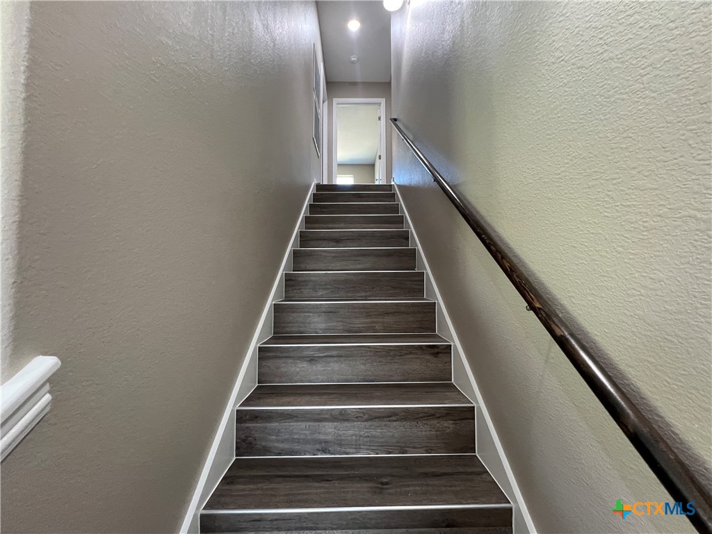 1218 Stone Valley Drive Property Photo 16