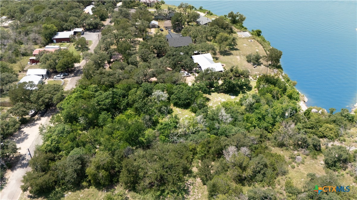 12308 Bonnie Lane Property Photo 5