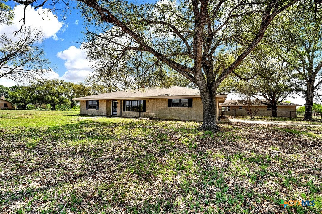 1212 County Road 337 Property Photo 3