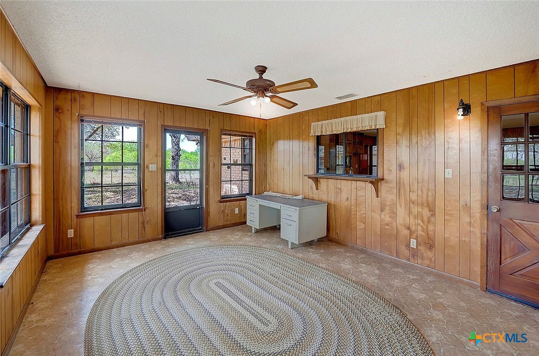 1212 County Road 337 Property Photo 14