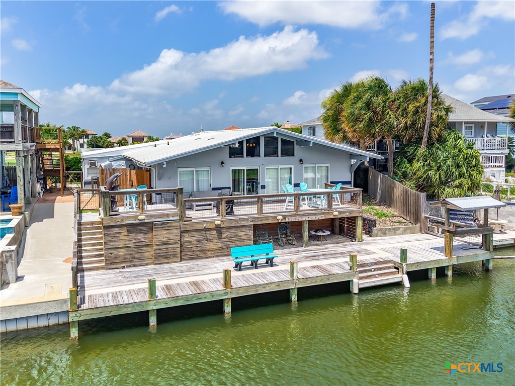 189 Driftwood Property Photo 3