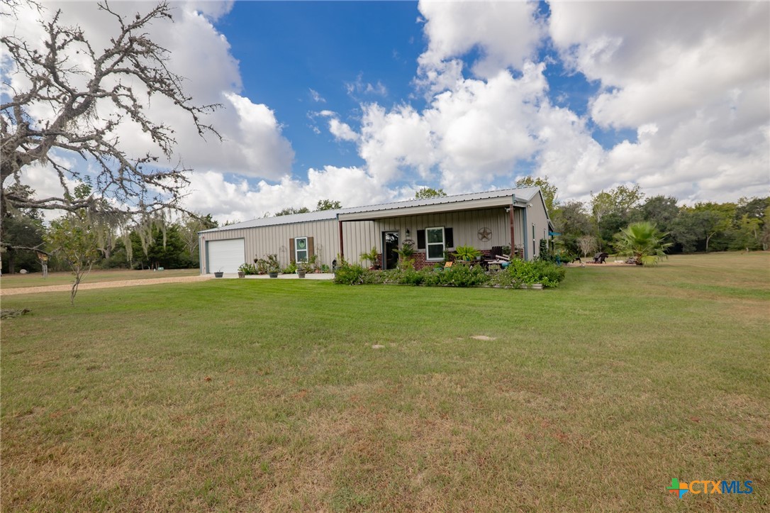 8142 Fm 1447 Property Photo 1