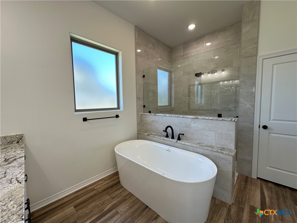 5434 Espiritu Santo Property Photo 12