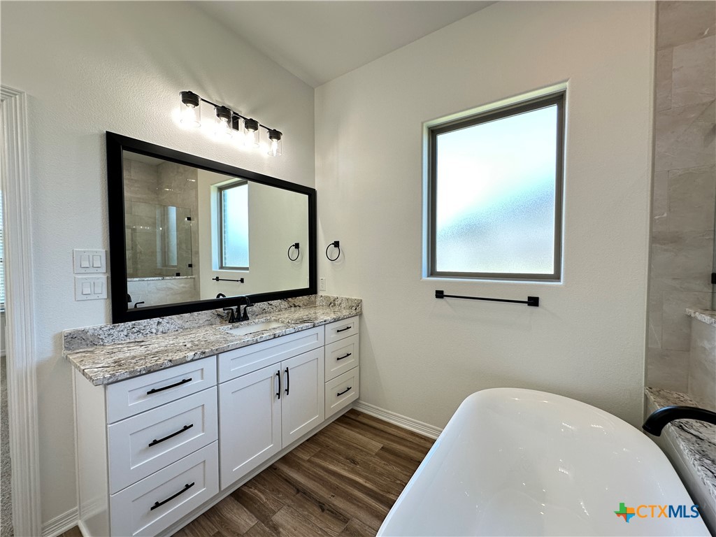 5434 Espiritu Santo Property Photo 14