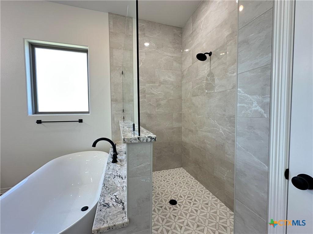 5434 Espiritu Santo Property Photo 15