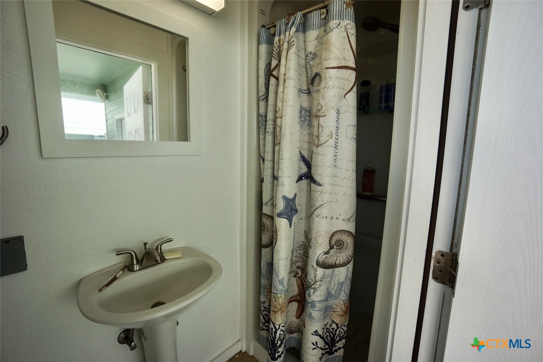 3043 W Harrison Avenue Property Photo 13