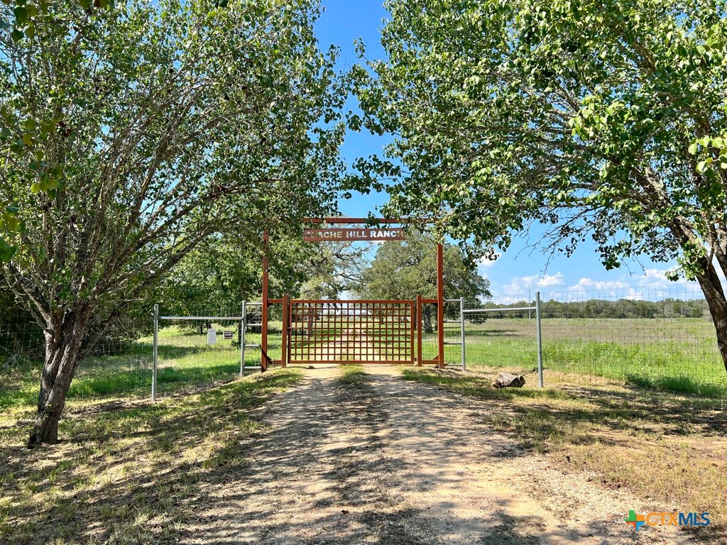 Tbd Old Lockhart Rd Property Photo 1