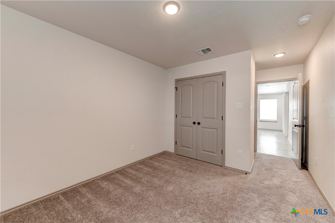 902 Hickok Drive Property Photo 12