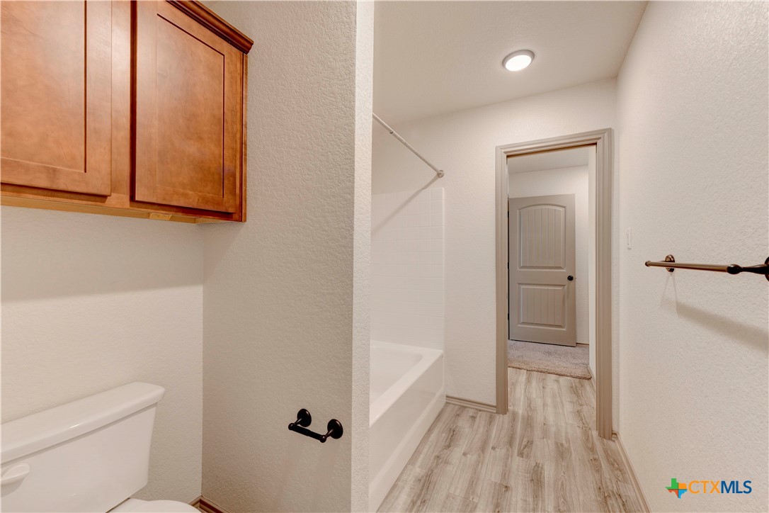 902 Hickok Drive Property Photo 15