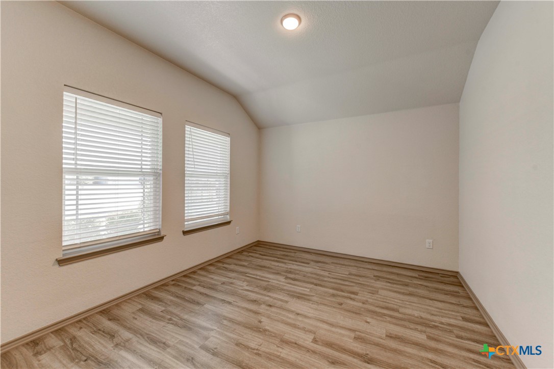 902 Hickok Drive Property Photo 19