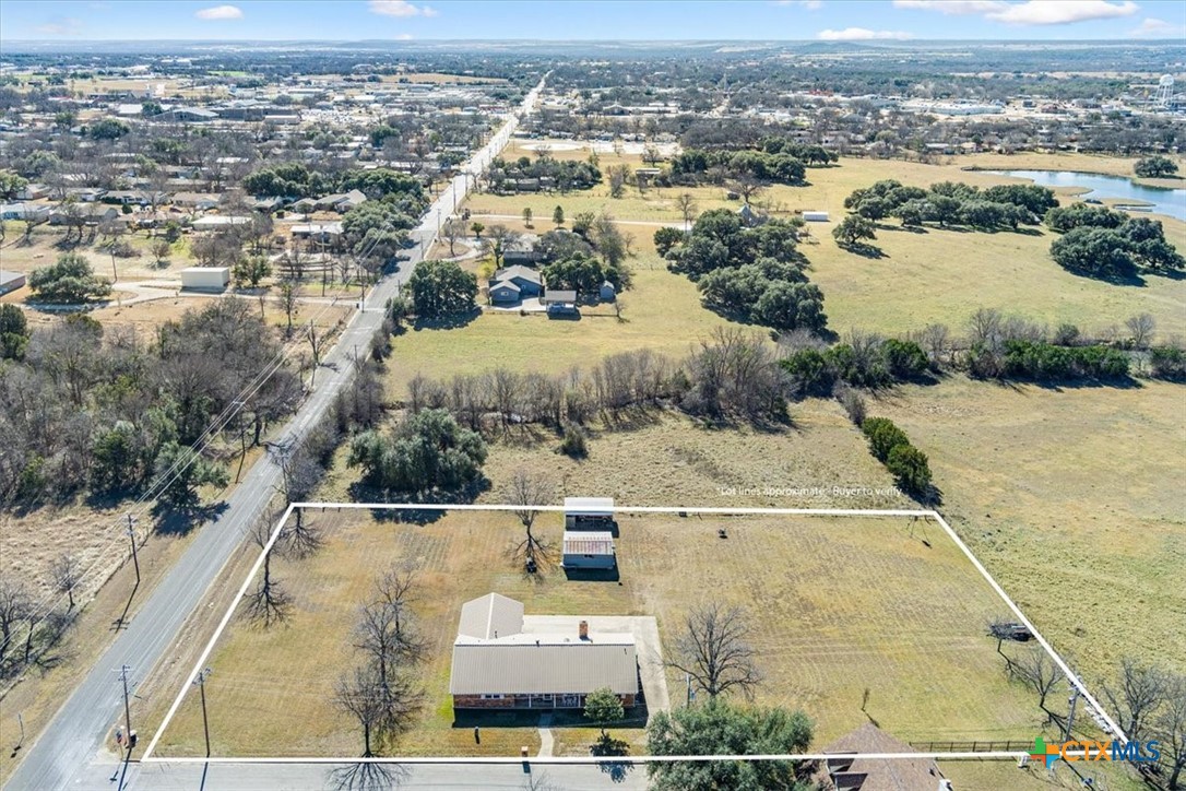 100 Sunny Lane Property Photo 3