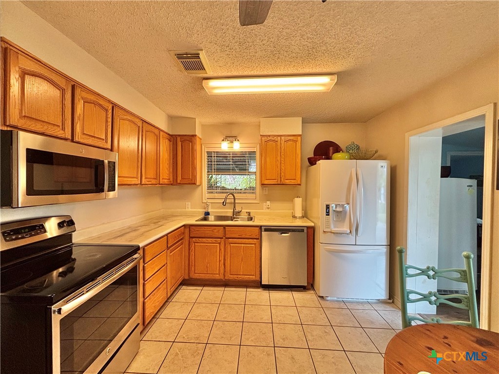 208 N Washington Boulevard Property Photo 6