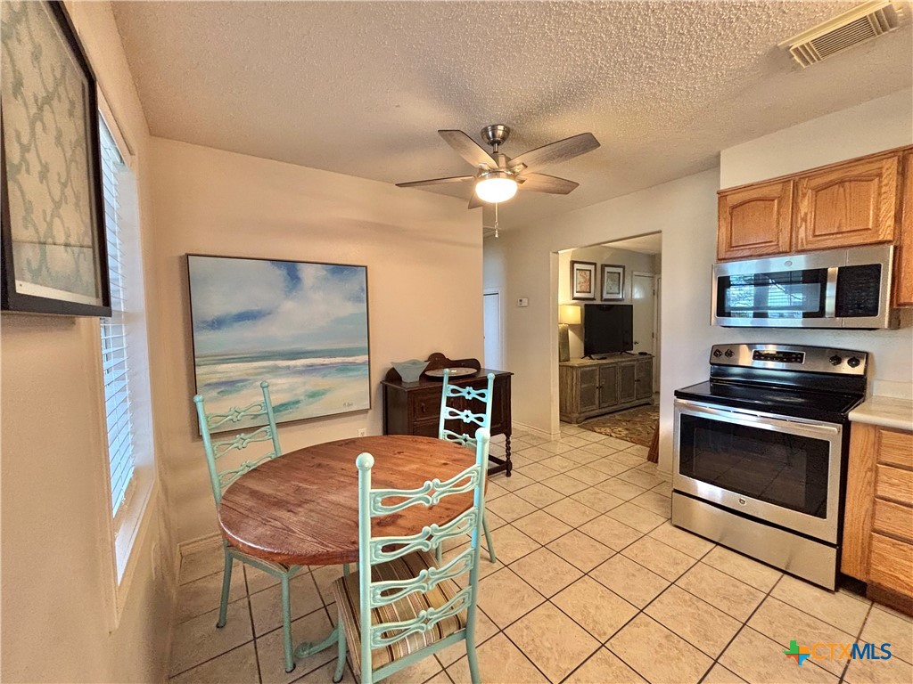 208 N Washington Boulevard Property Photo 7