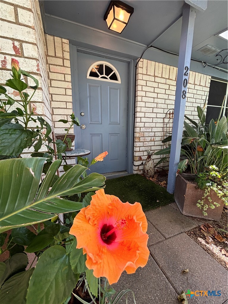 208 N Washington Boulevard Property Photo 13