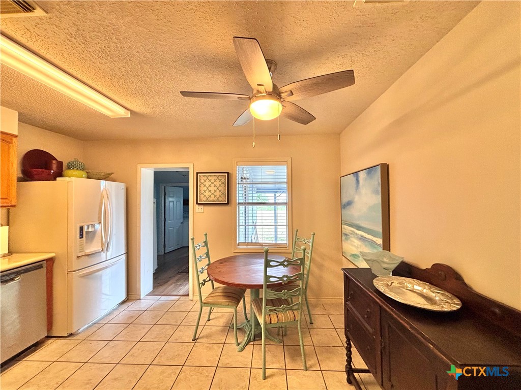 208 N Washington Boulevard Property Photo 18