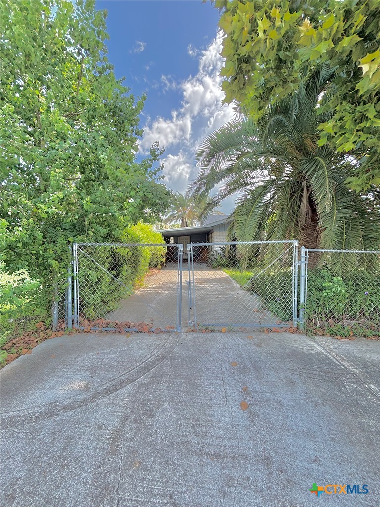208 N Washington Boulevard Property Photo 31