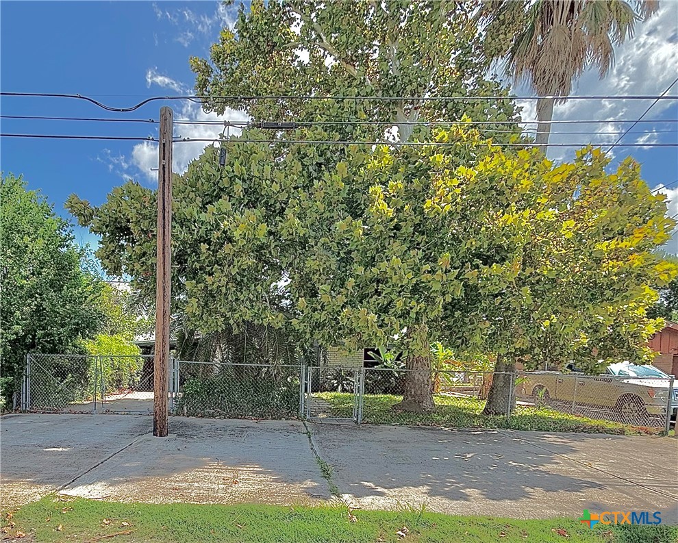 208 N Washington Boulevard Property Photo 32