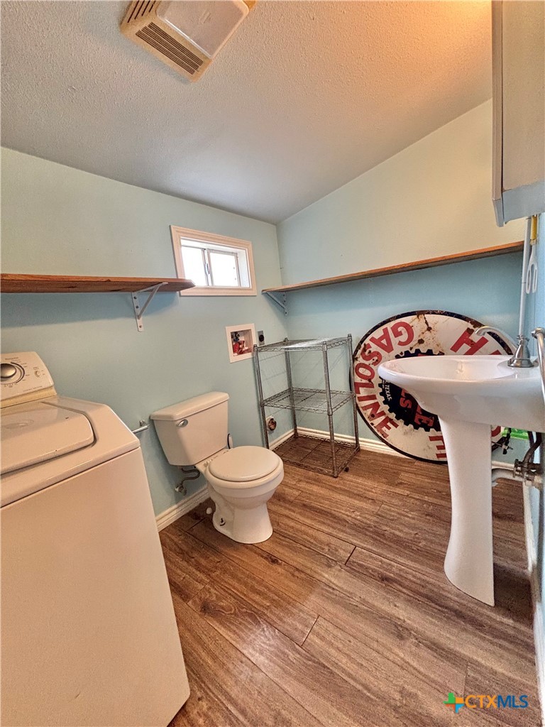 208 N Washington Boulevard Property Photo 38