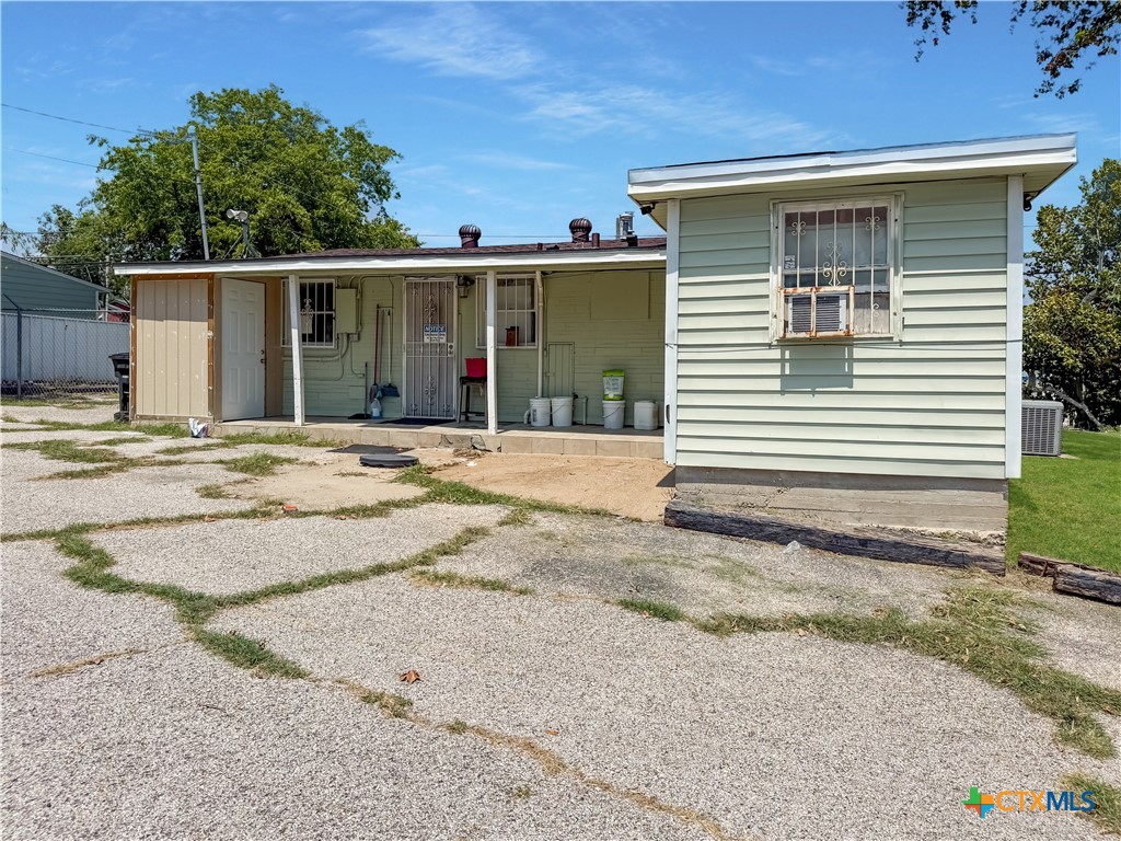 104 W Hallmark Avenue Property Photo 25