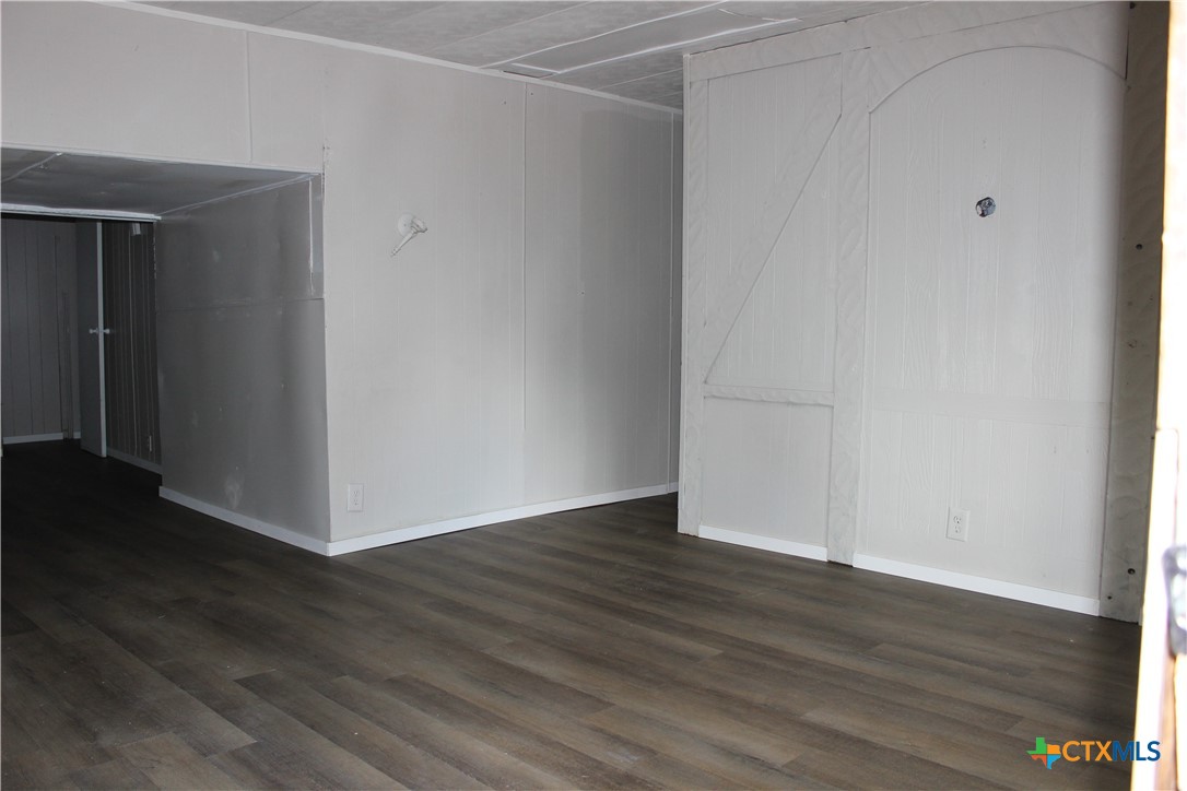 1503 Eilenstein Street Property Photo 6