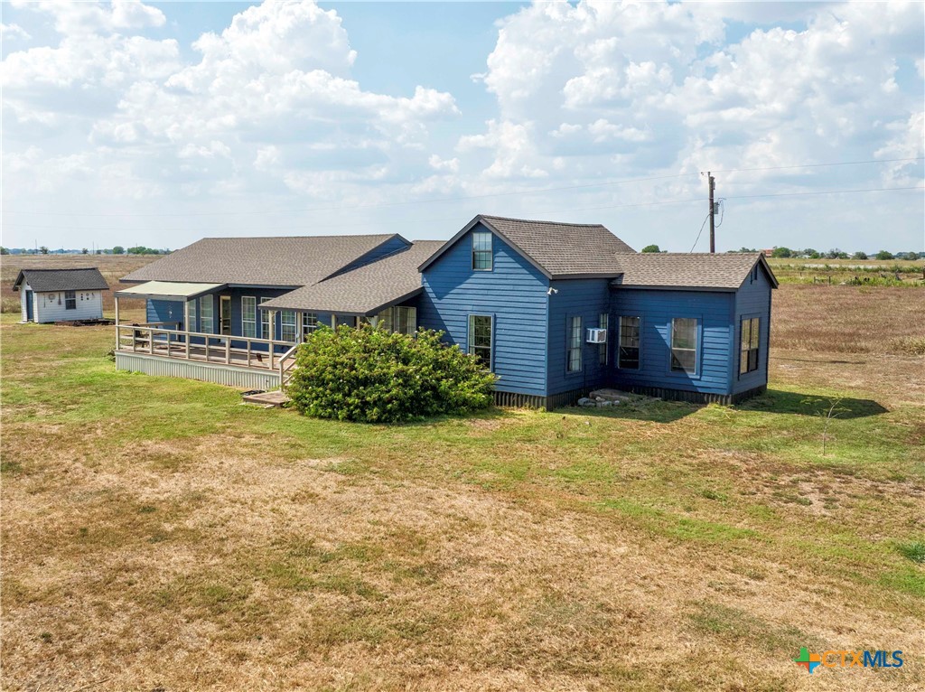 398 County Road 264 Property Photo 5