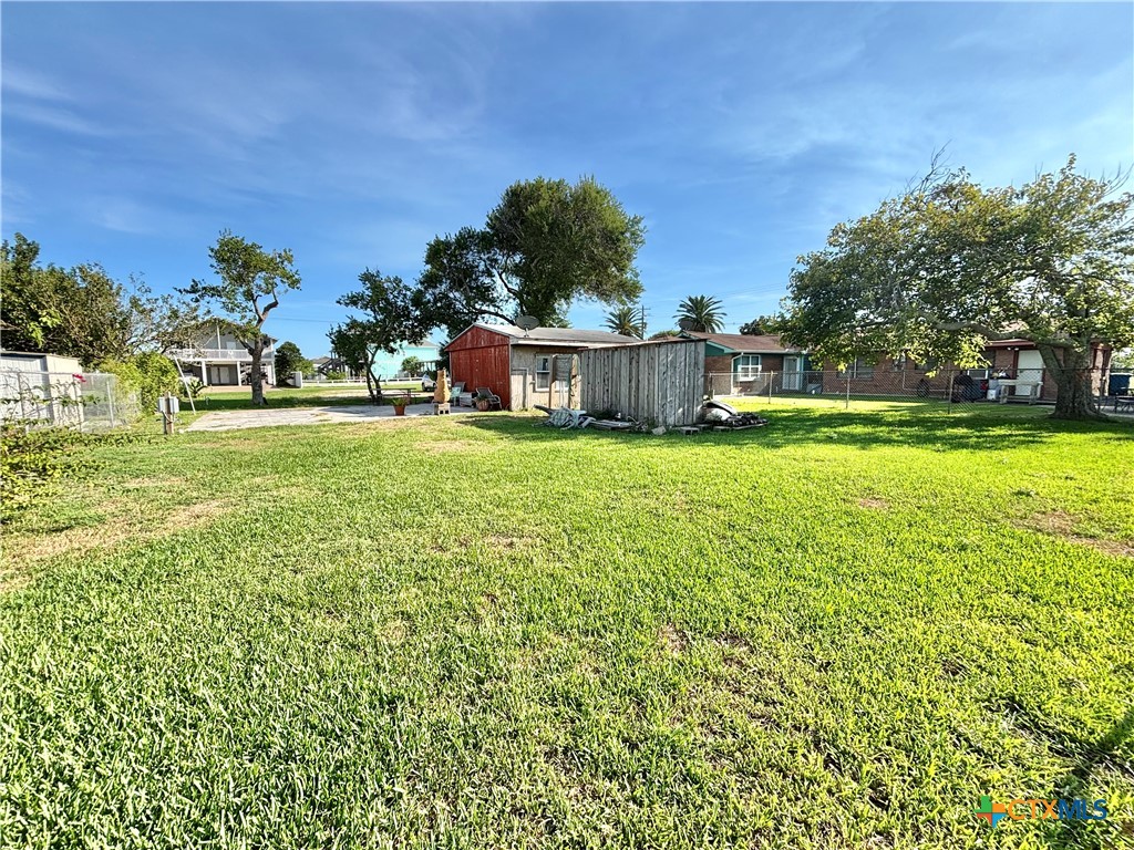 103 E Jefferson Avenue Property Photo 5
