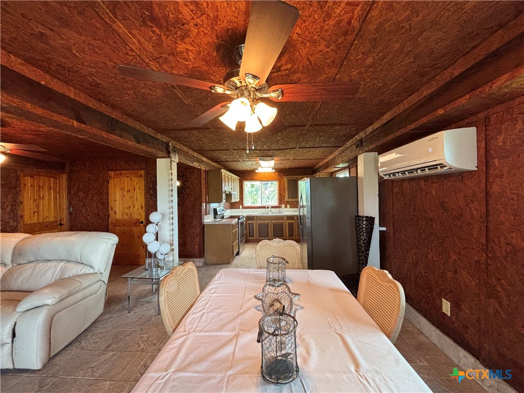 1008 W Adams Avenue Property Photo 26
