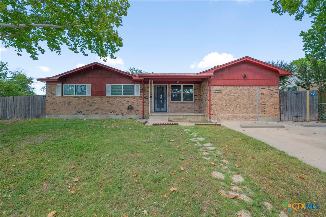 101 North Drive Property Photo 1