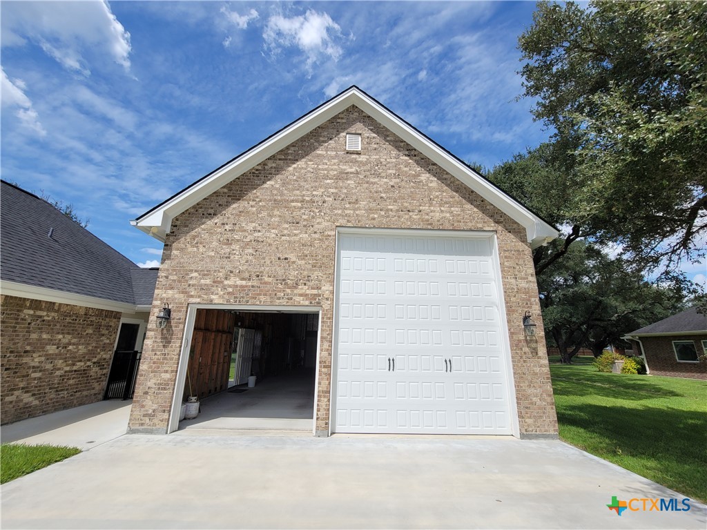 267 Oak View Drive Property Photo 32