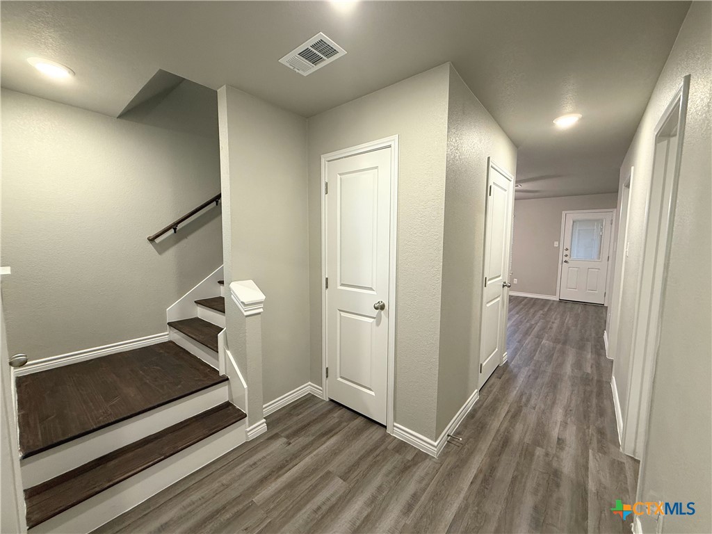 1701 Dakota Trace A Property Photo 3