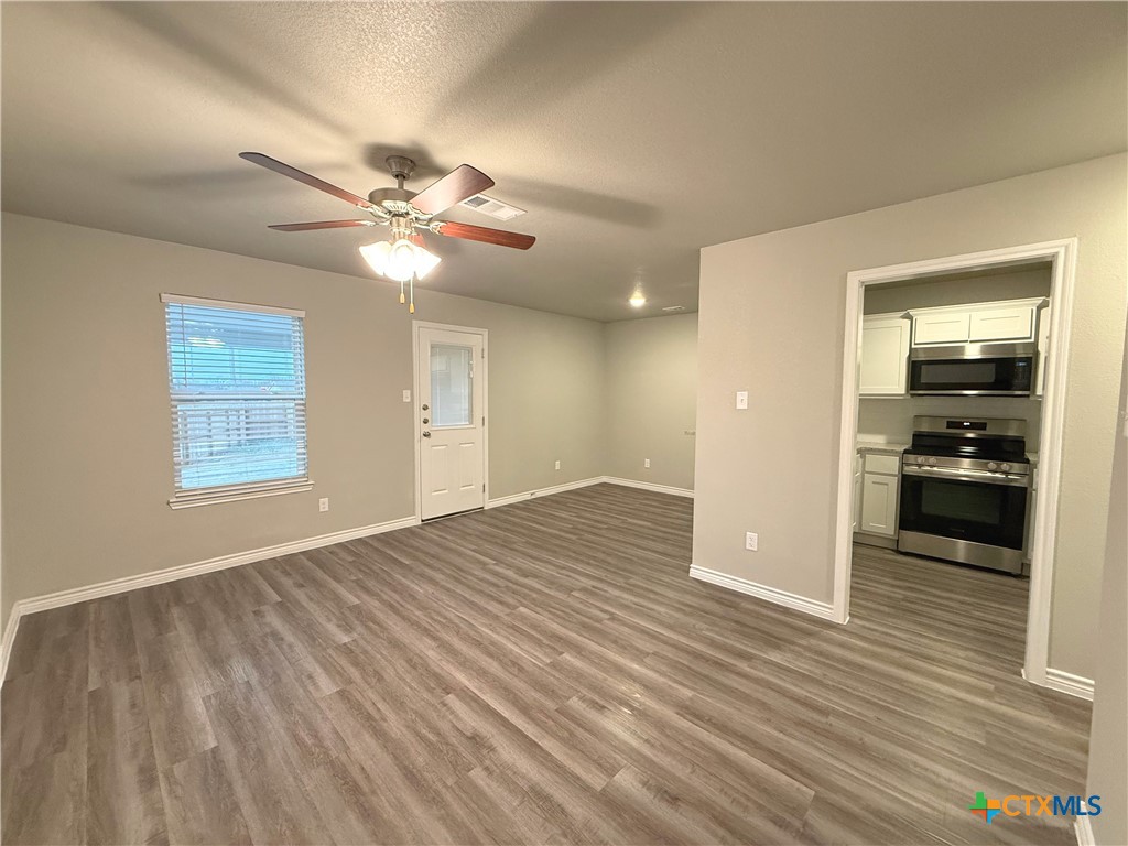 1701 Dakota Trace A Property Photo 7