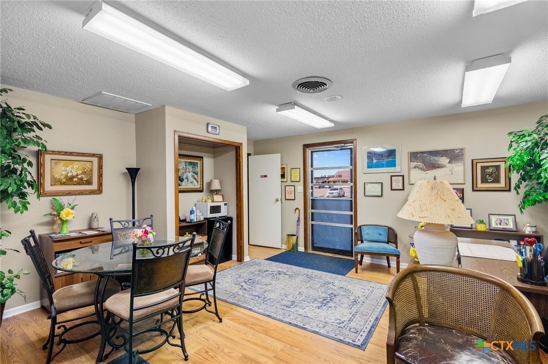 1001 E Airline Road Property Photo 2
