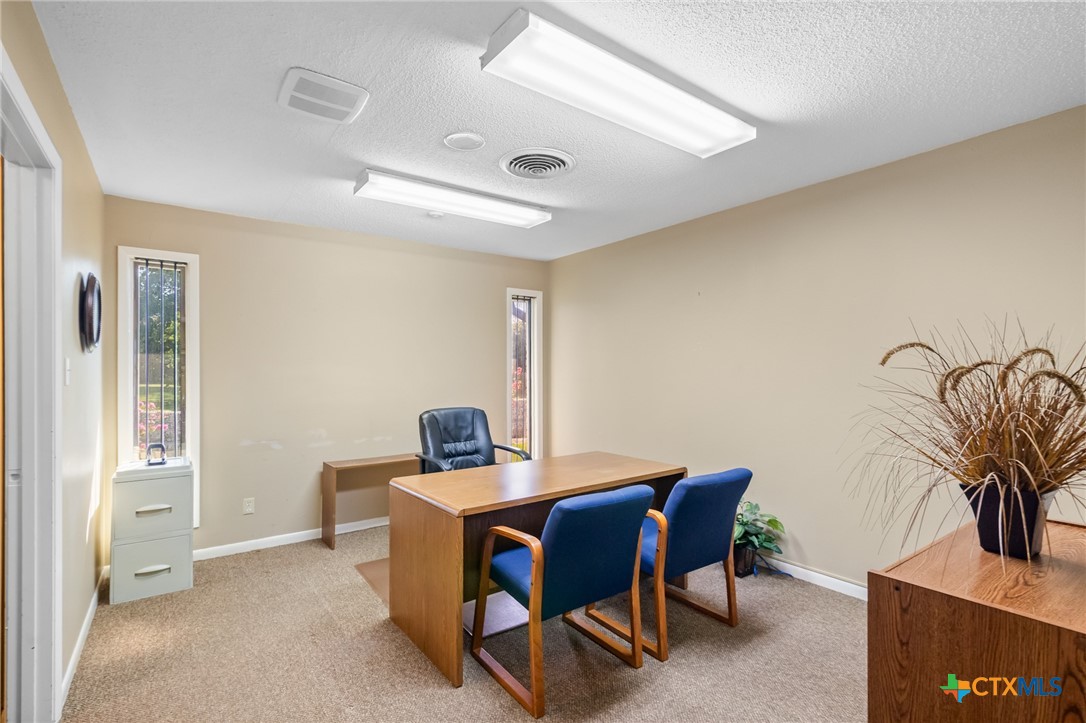 1001 E Airline Road Property Photo 3