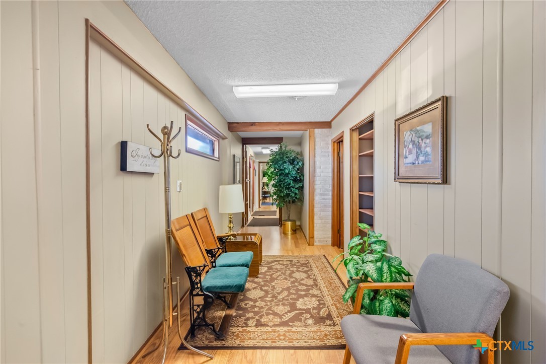 1001 E Airline Road Property Photo 11