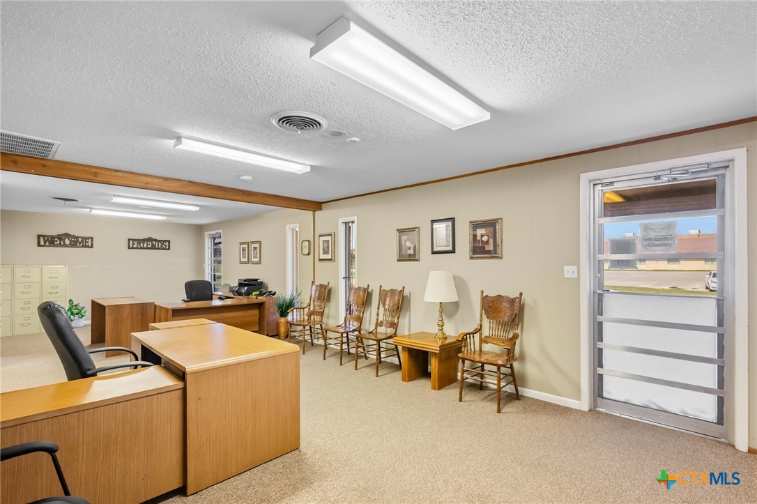 1001 E Airline Road Property Photo 13