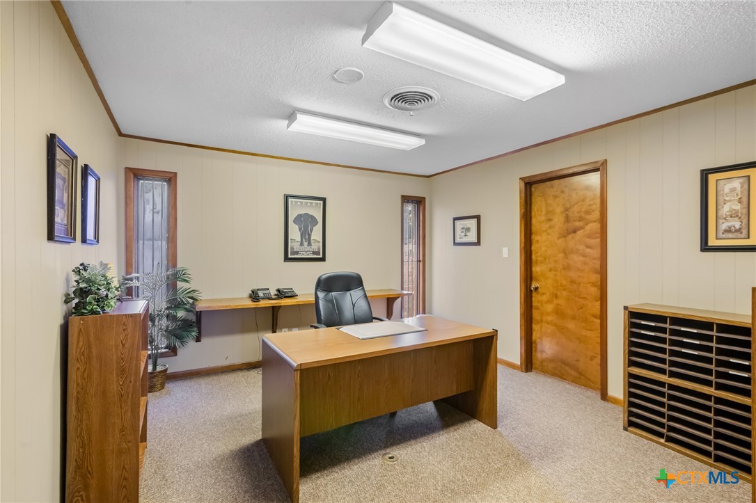 1001 E Airline Road Property Photo 19