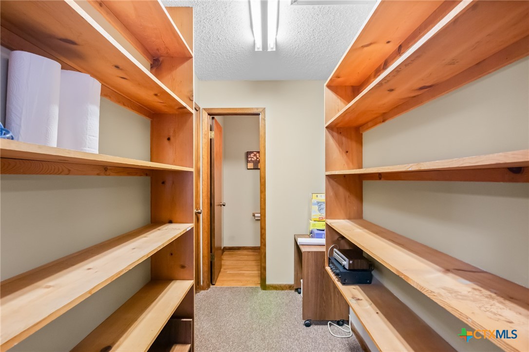 1001 E Airline Road Property Photo 20