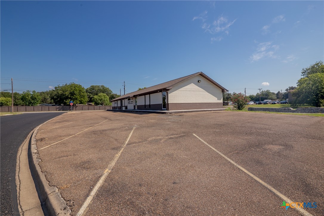1001 E Airline Road Property Photo 27
